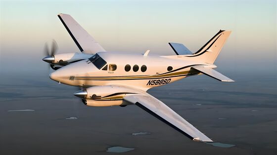 مواد هواپیمایی Beechcraft King Air C90 تجهیزات هواپیمایی Beechcraft